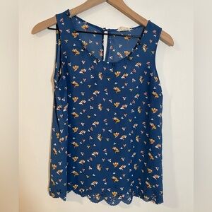 Mine Boutique Sleeveless Top Blue Floral Cutout & Scallop Hem Stud Neck Sz Small